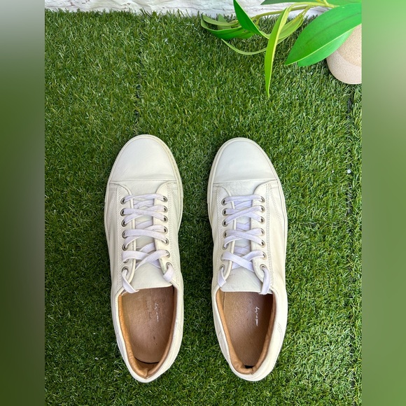 WINGS + HORNS CLASSIC LOW
$343.00
COLOR 
WHITE
Size 42 - Picture 15 of 17